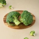 fresho! Broccoli, 1 pc (Approx. 200 - 350 g)